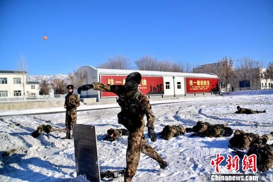 五公里奔襲、翻輪胎……新疆阿勒泰某邊防團比武競賽